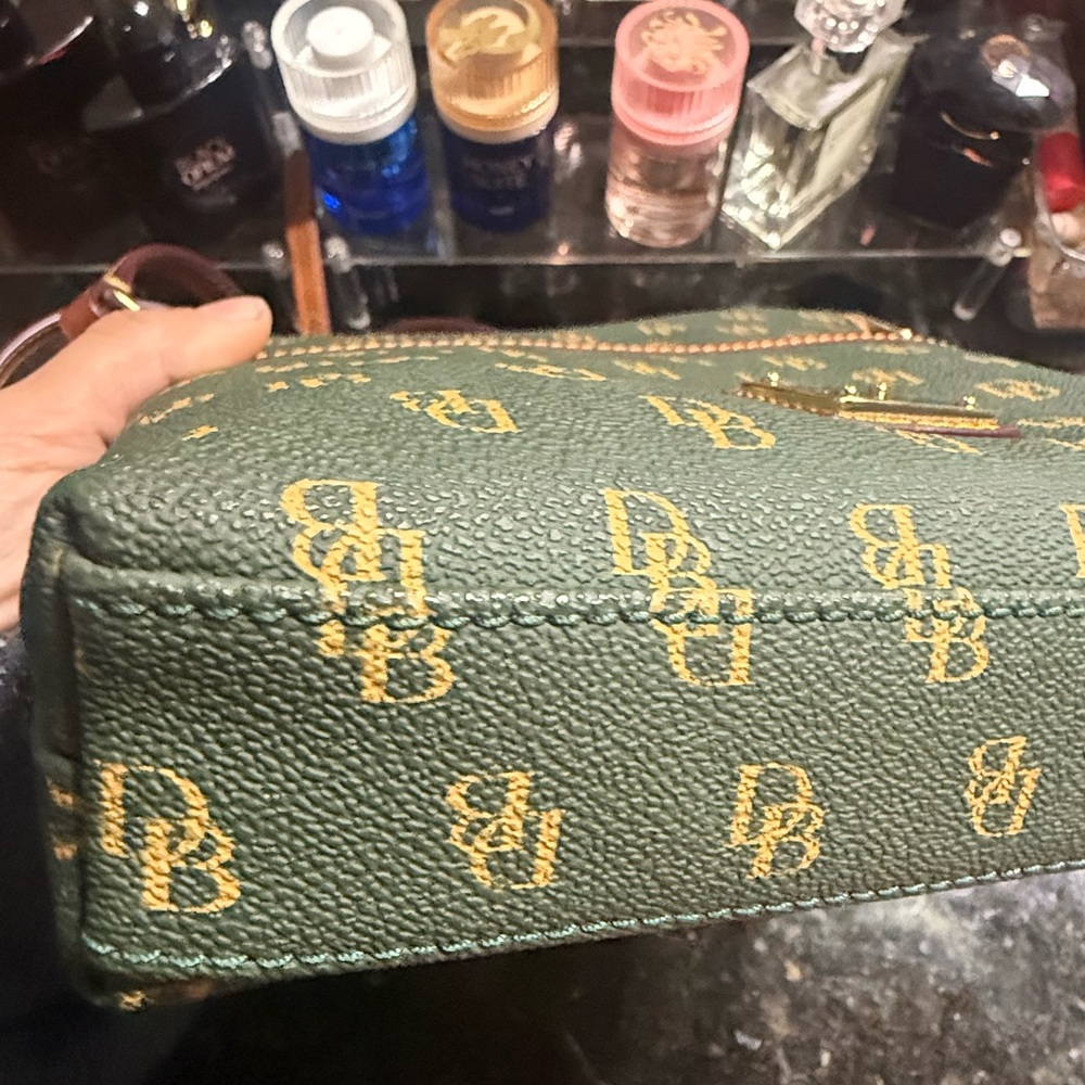 Dooney & Bourke small Gretta crossbody purse - Picture 4 of 8